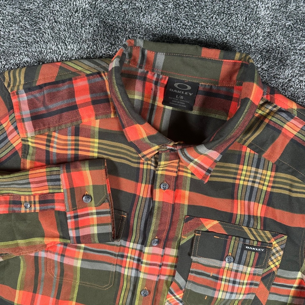 Oakley Flannel Shirt Mens Large Orange Olive Plaid Long Sleeve Button Down Logo